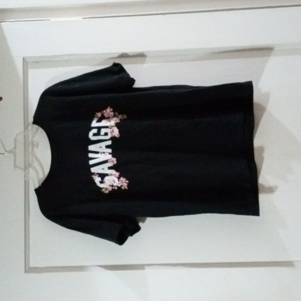 Modern Lux size medium black short sleeve shirt
